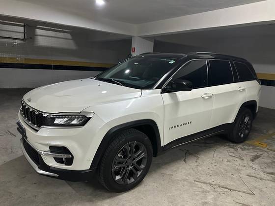 JEEP COMMANDER 1.3 T270 TURBO FLEX LONGITUDE AT6